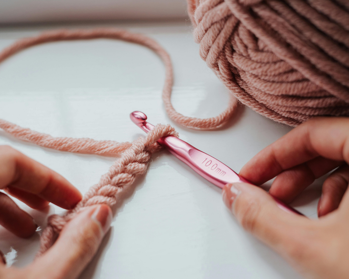 Learn-to-Crochet/Crochet Club (Ages 8-14)