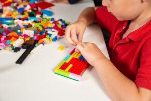 LEGO Free Play (Ages 4-12)