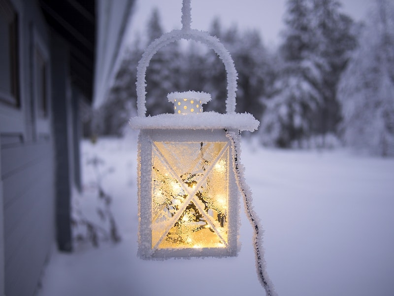 Decorate a Winter Solstice Lantern!