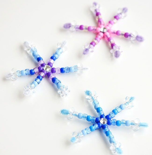 Monthly Drop-In Craft: Hanging Snowflakes